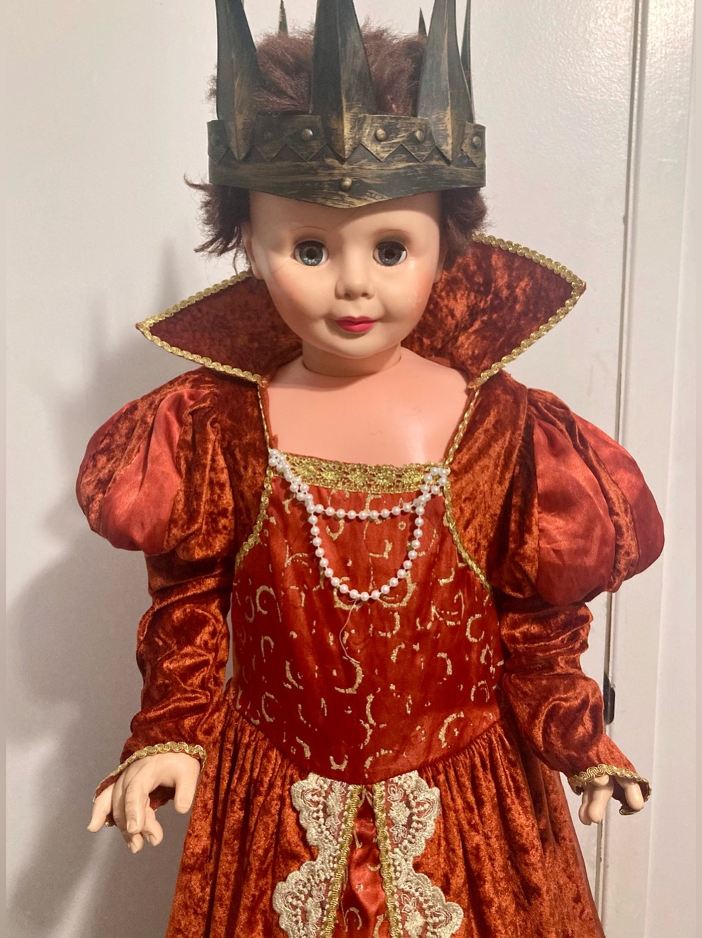 Victorian / Queen Kids Halloween Costume 2pc Dress and Crown